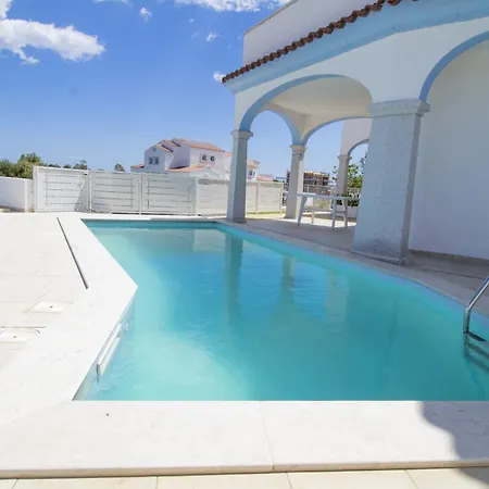 Borgo Bianco 2 Con Piscina In Condivisione Budoni