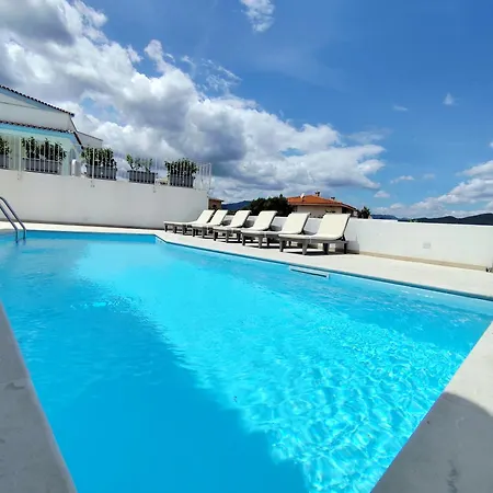 Villa Borgo Bianco 2 Con Piscina In Condivisione Budoni